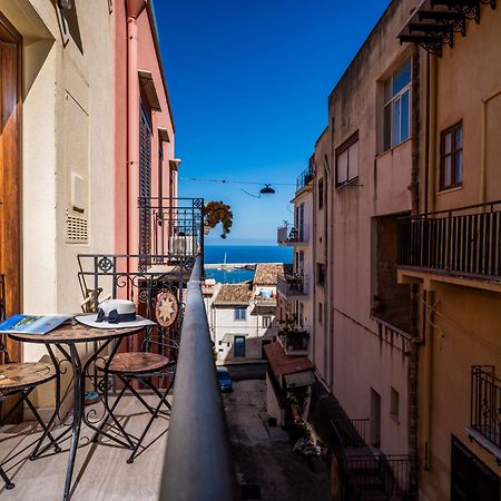 Casa Vacanze Peperoncino Castellammare del Golfo Exterior photo